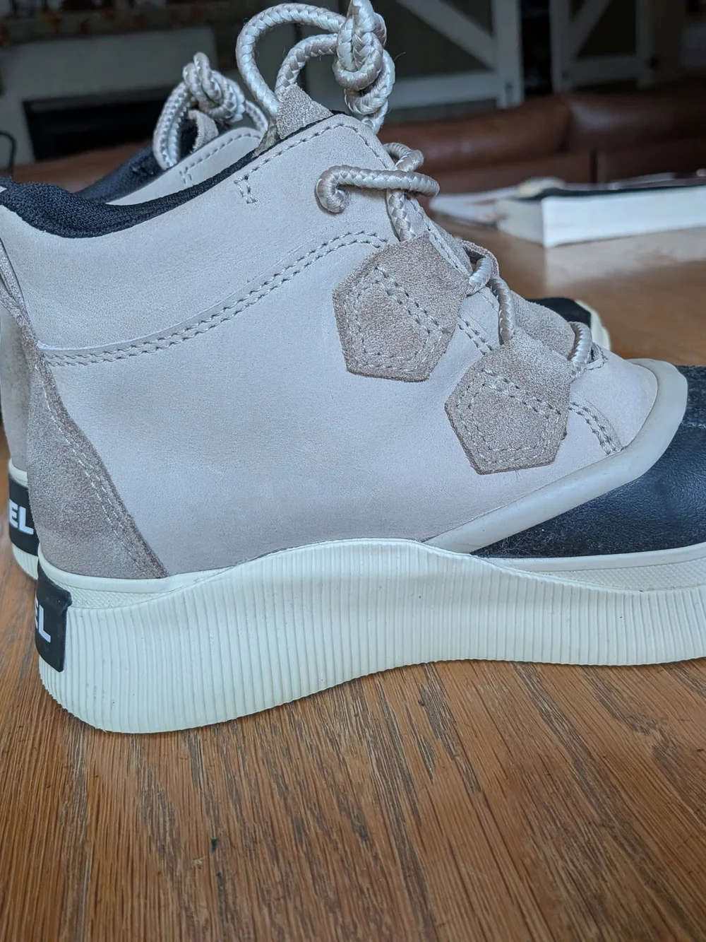 Sorel high top